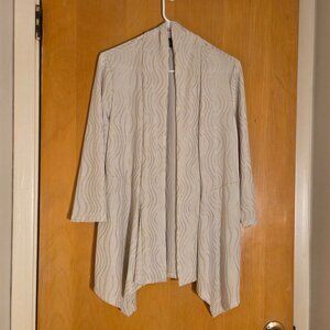 Chico's Travelers Open Tunic Cardigan Size 1 Med Cream Gold Embellished Metallic